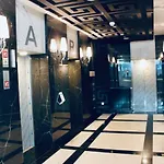 Hanza Tower -M&M Luxury Apartment